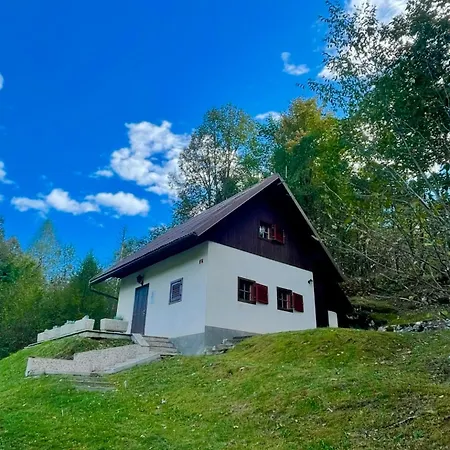Relax House Avus With Sauna Feriehus Slap ob Idrijci